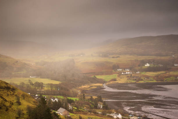 istock Sun Shining Through Rain - Isle of Skye 639947178