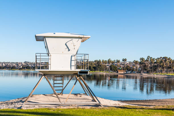 istock Mission Bay Park Lifeguard Tower 639950836