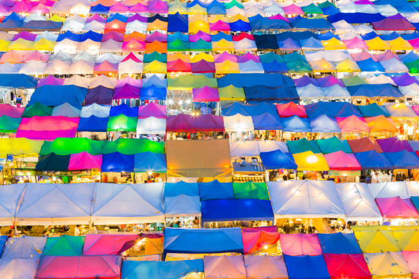 istock Weekend market roof top 639960300