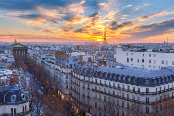 istock Eiffel Tower at sunset in Paris, France 639984626