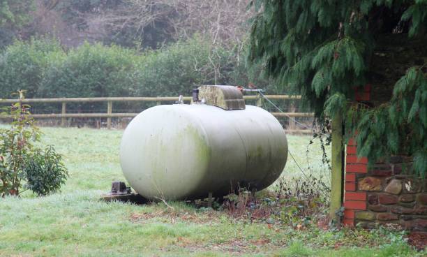 istock domestic fuel tank in garden 639988190