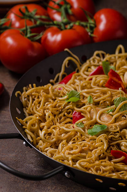 istock Chinese noodles chicken 639992512