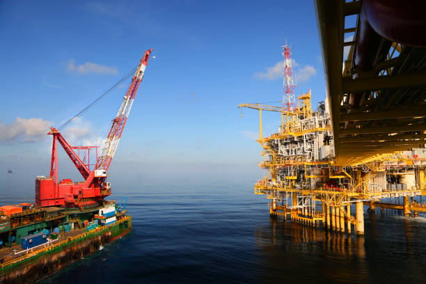 istock Offshore construction platform for production oil and gas. 639997626