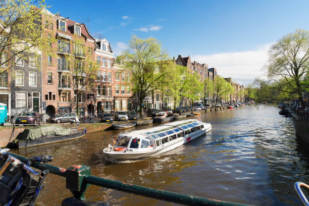 istock Houses of Amstardam, Netherlands 640002288