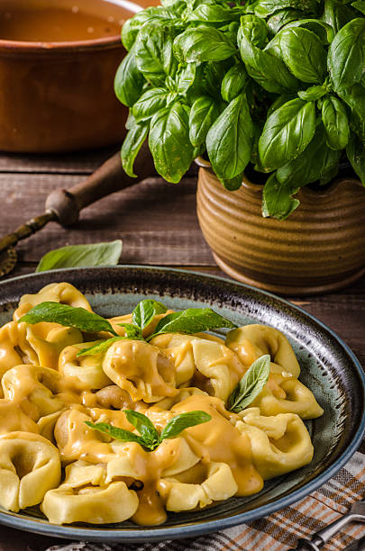 istock Tortellini with cheese sauce 640005808