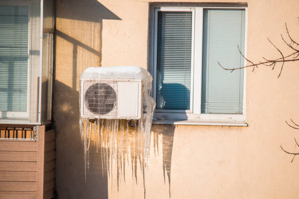 ghiaccioli congelati per condizionatori d'aria - air conditioner flash foto e immagini stock