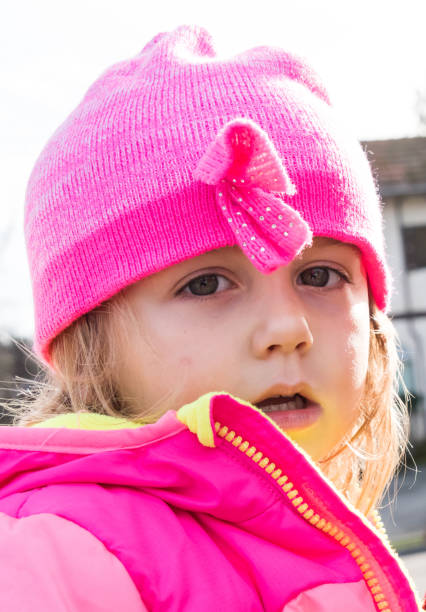 istock Beautiful little girl 640046638