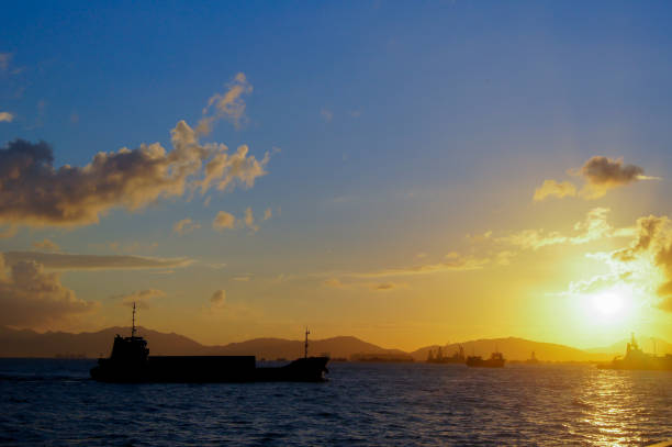 istock Hong Kong Victoria Harbour sunset 640066520