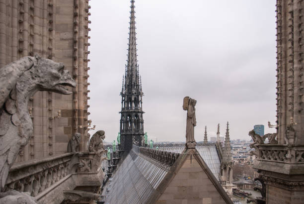 istock Angel and many gargoyles 640068850