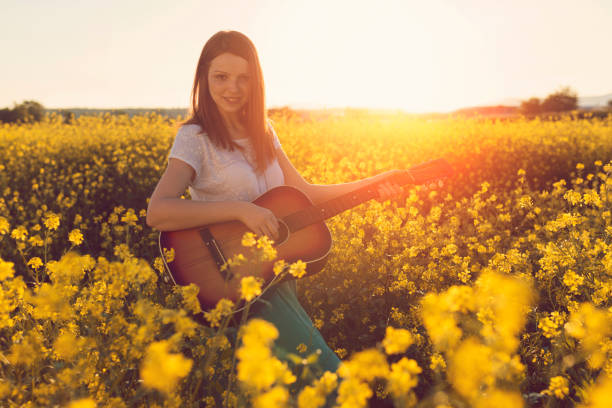 istock I sing in the name of the summer 640076950