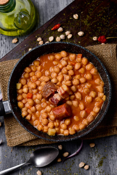 istock garbanzos a la riojana, a spanish chickpeas stew 640085732