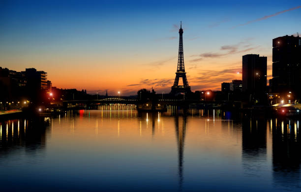 istock Early morning in Paris 640096246