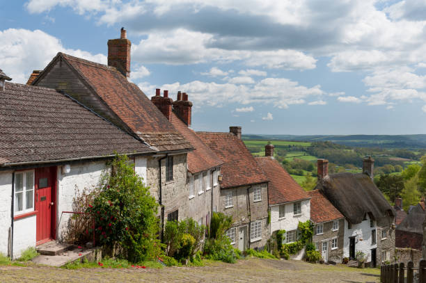 istock Gold Hill, Shaftesbury, Dorset 640100106