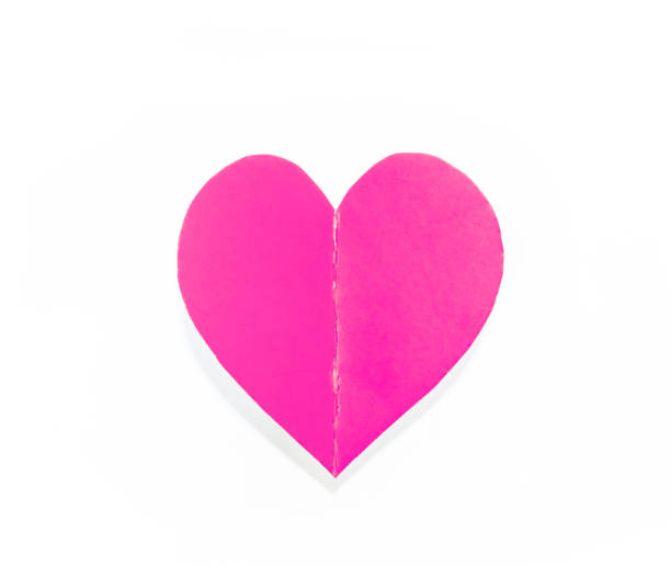 istock Purple paper heart with shadow isolated on white background 640108164