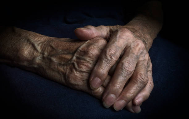 istock Old woman's hand with wrinkled. 640128588