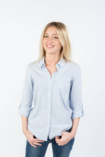 istock Portrait of a beautiful glam model 640145004