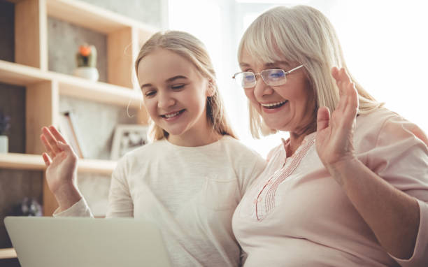 istock Granny and granddaughter 640148474