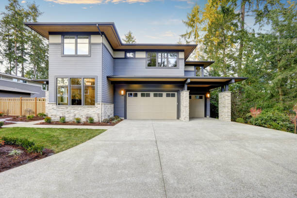 istock Luxurious new construction home in Bellevue, WA 640182782