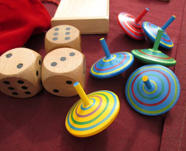 istock Wooden top dice 640190560