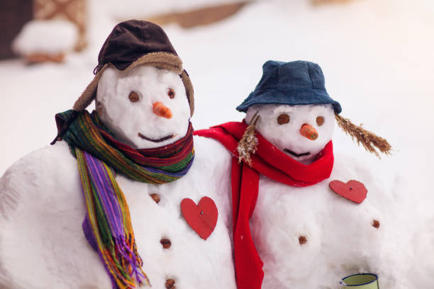 istock Snowman family 640207424