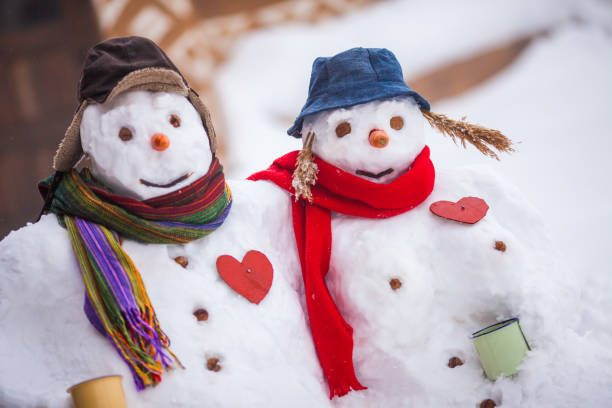 istock Snowman family 640223830