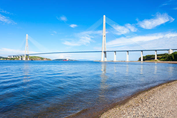 istock Russky Russian Bridge, Vladivostok 640245028