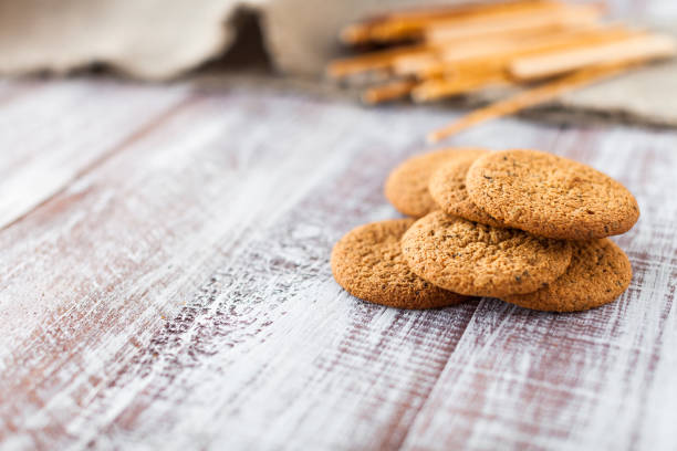 istock cookie in dish on a wooden background 640269738