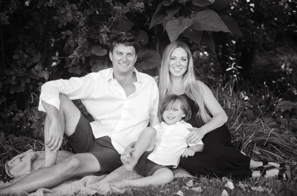 istock Family of 3 640277336