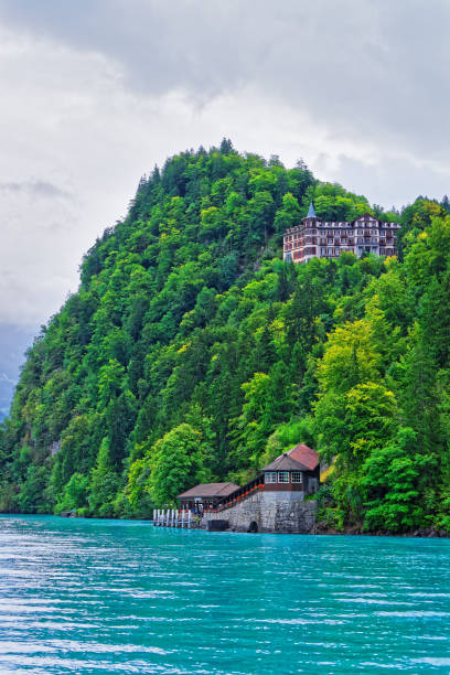 giessbach landing stage lake brienz brienzer rothorn mountain bern switzerland - brienz interlaken switzerland rural scene imagens e fotografias de stock