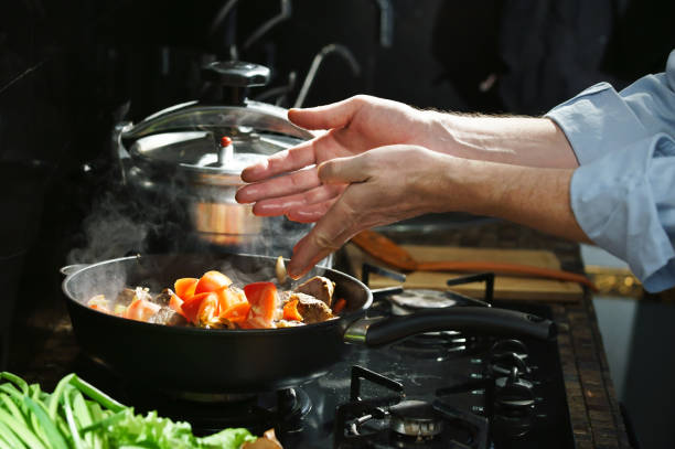 istock Cooking meat with a vegetables 640305032