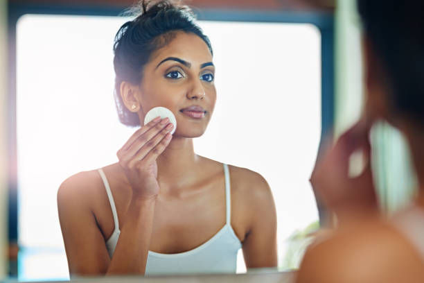 istock Taking care to prevent clogged pores and bumpy skin 640306552