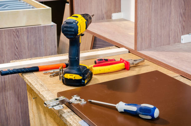 montaje de muebles - hand tool construction equipment household equipment work tool fotografías e imágenes de stock