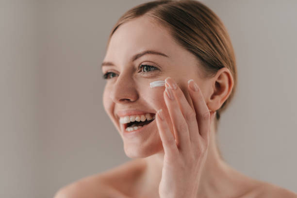 istock Making her skin look perfect. 640332710