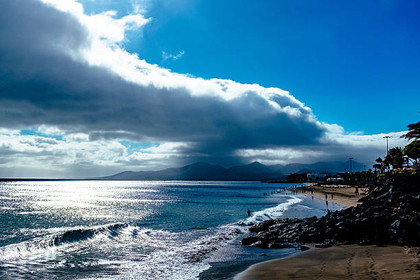 istock Scenic View Of Sea Against Cloudy Sky 640427741