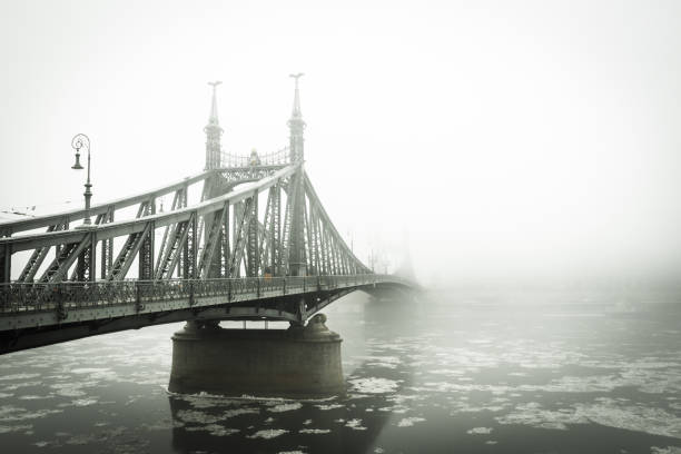 istock Liberty Bridge in the fog 640854752