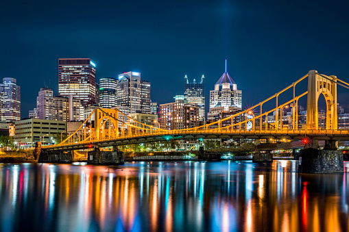 Rachel Carson Bridge (aka Ninth Street Bridge) spans Allegheny river in Pittsburgh, Pennsylvania