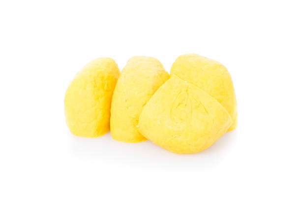 istock The Yellow Tofu on white 640910526