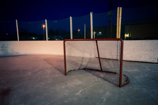 istock Outdoor rink hockey net 640929558