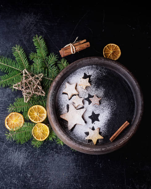 boże narodzenie gwiazda pliki cookie - cest zdjęcia i obrazy z banku zdjęć