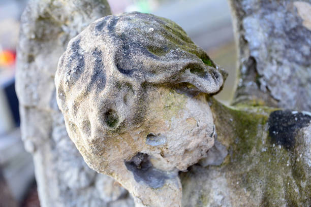 istock Guardian Angel in cemetery 640972604