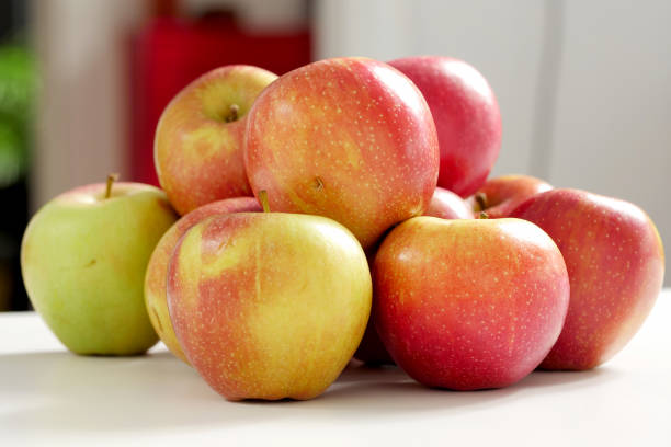 istock bunch of red apples fresh harvest 640980074