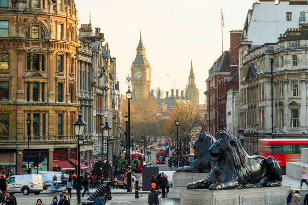 istock Trafalgar Square tourist attraction 640983100