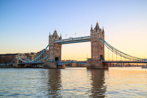 istock London skyline with Tower Bridge at twilight 640984362