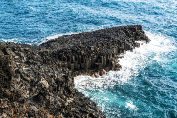 istock daepo jusangjeolli cliff waves 641013940
