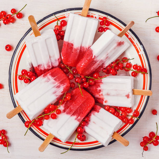 istock Homemade berries and coconut milk popsicles 641052330