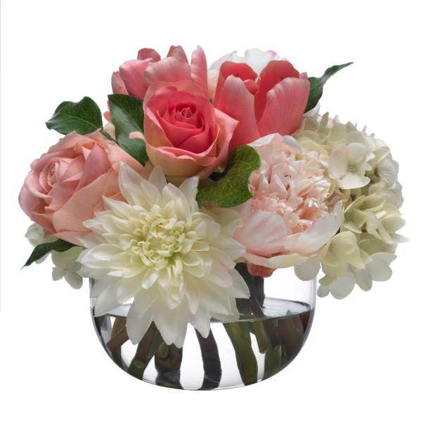 istock Mixed Pink and white bouquet on white background 641056440