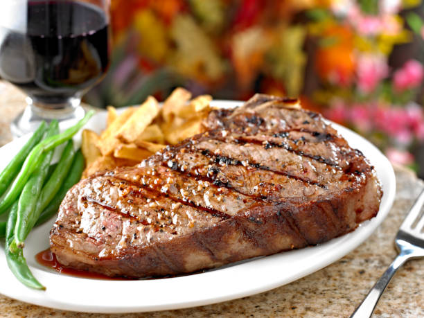 bife suculento - red meat meat dish grilled rare imagens e fotografias de stock