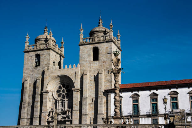 istock Pelourinho and Cathedral, Porto 641078182
