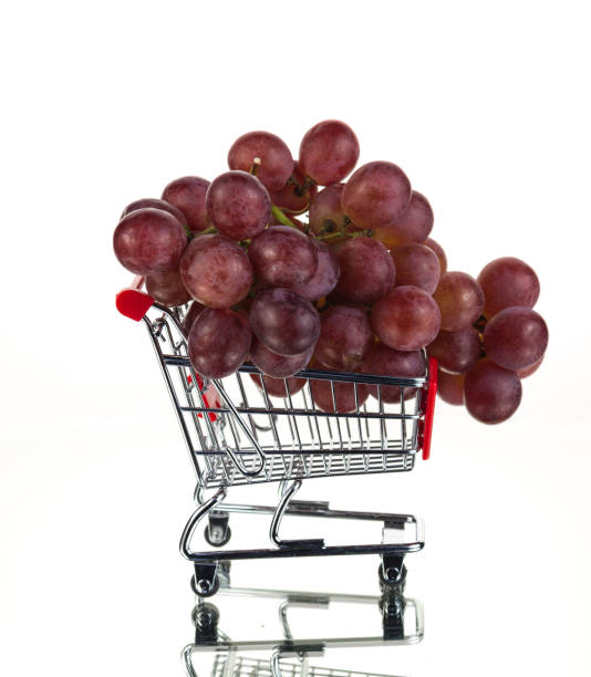 istock Small shopping cart toy with grape 641089152