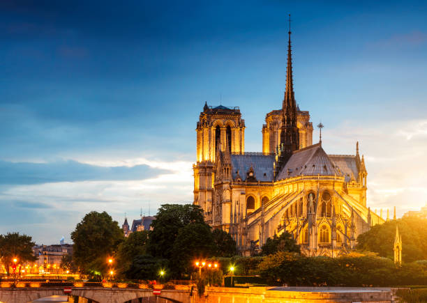 istock Sunset at Notre dame on Seine river 641134670